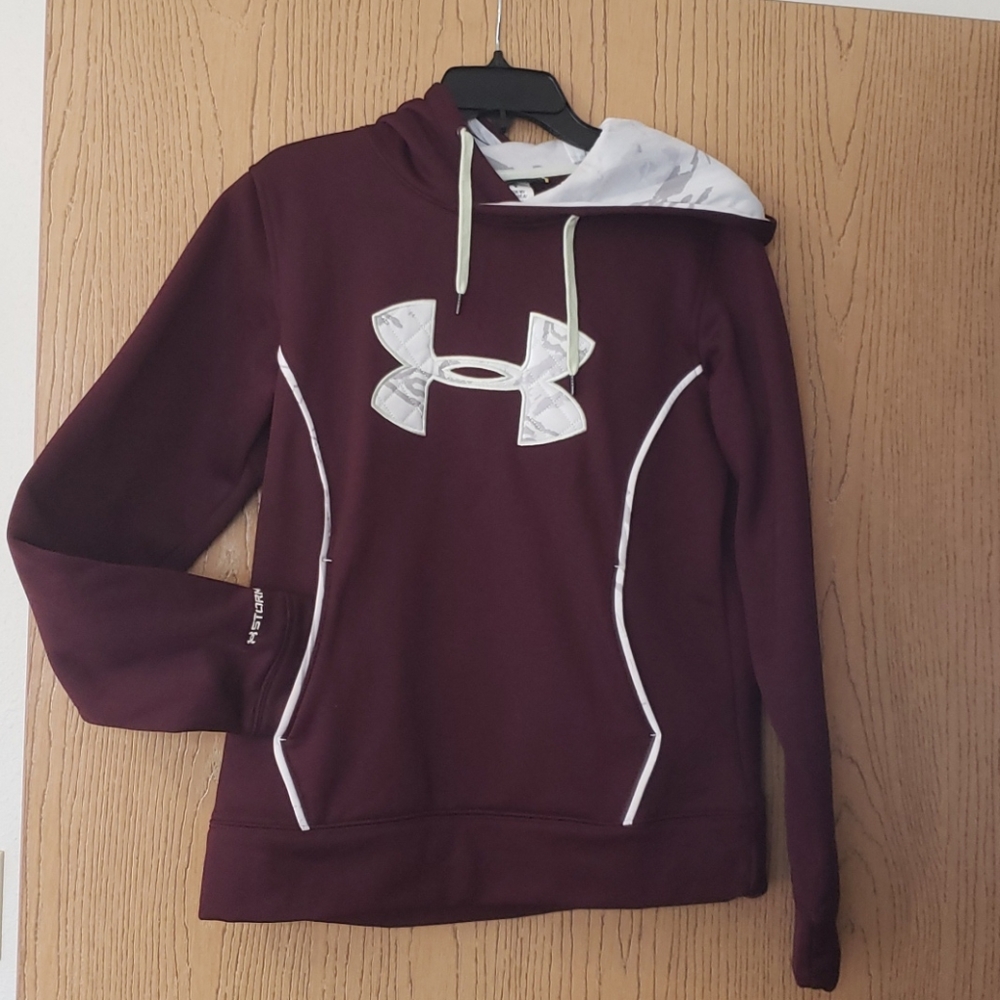 Women's hoodie